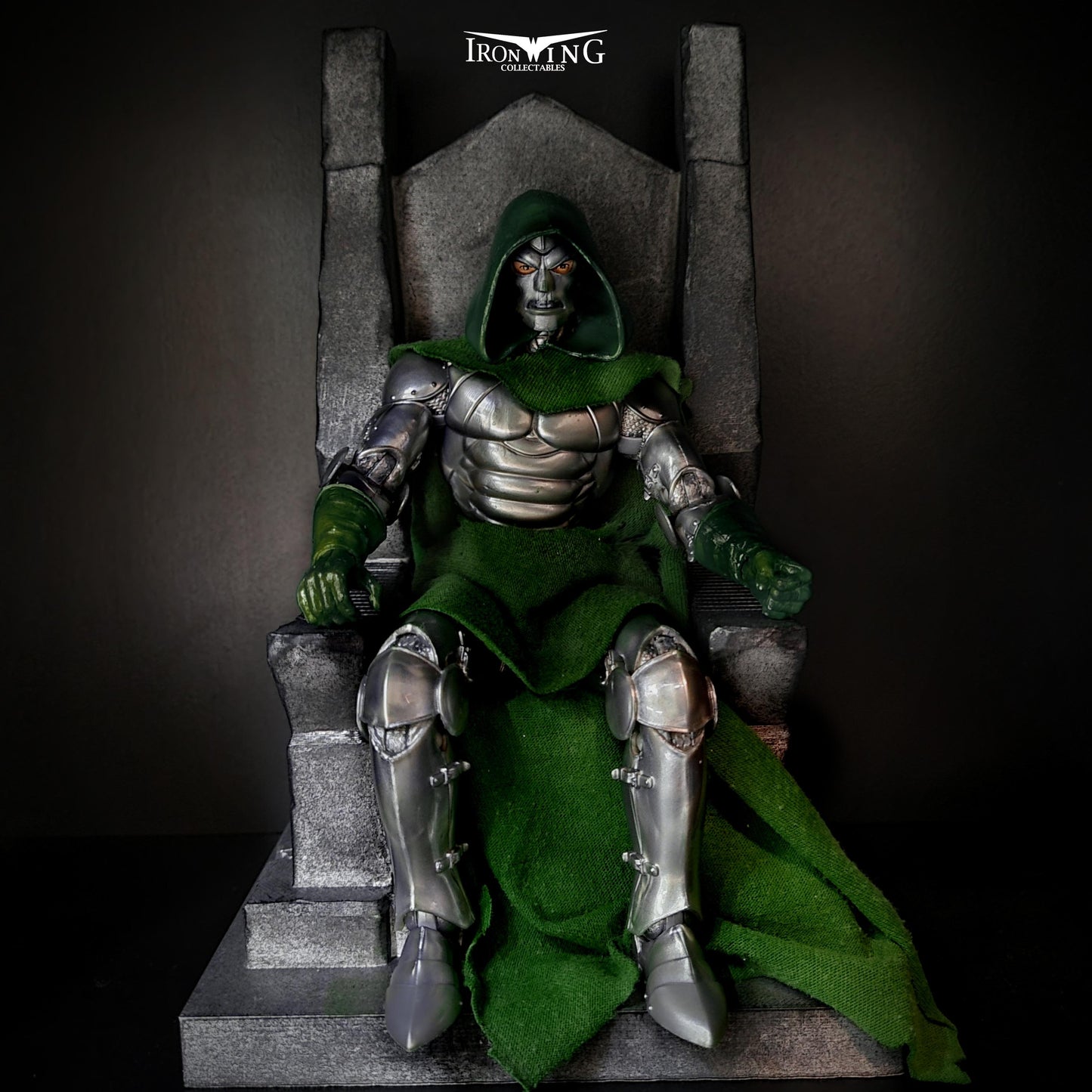 .Throne Stand